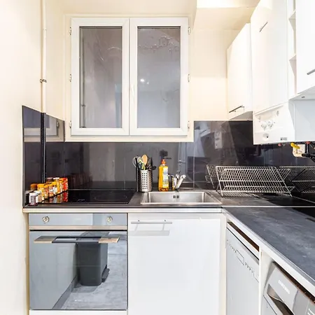 Guestready - Confortable Apt Pres Du Moulin Rouge * Paris